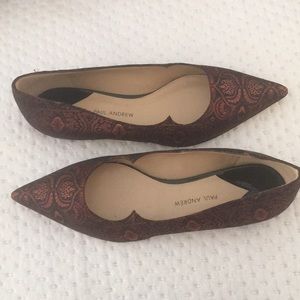 Paul Andrew silky paisley black red flats 37 NWOT